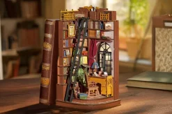 Arcade Dating Book Nook Kit