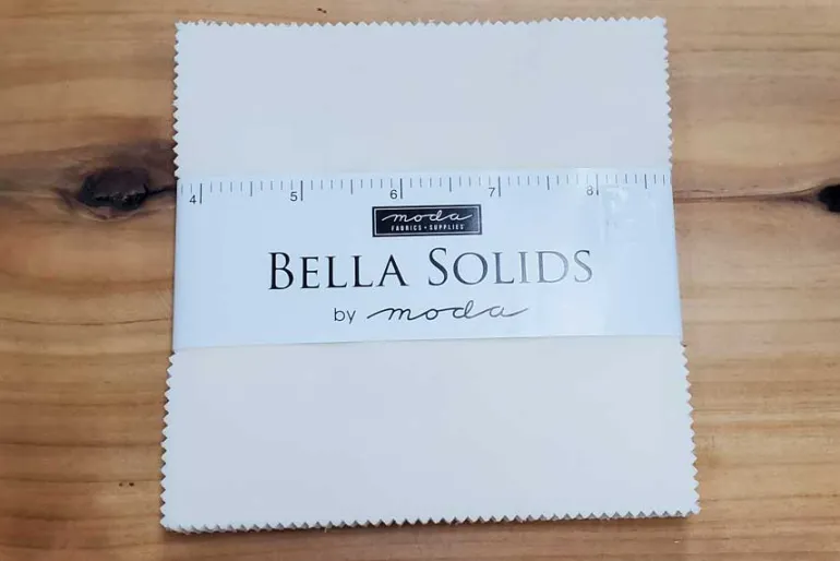 Bella Solids Ivory 2.5-inch Junior Jelly Roll 20ct