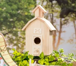 Birdhouse – Barn