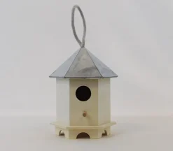 Birdhouse – Metal Roof