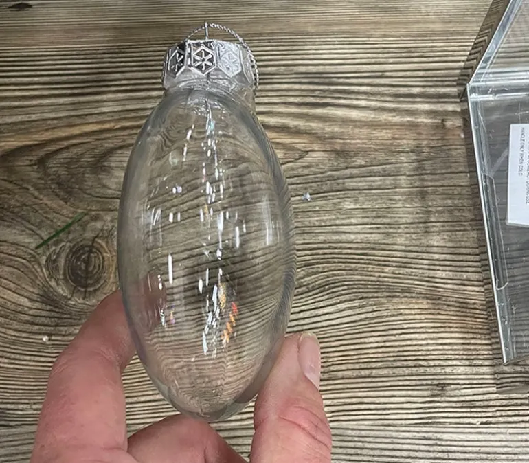 Clear Plastic Flat Disc Ornaments – 4 Piece