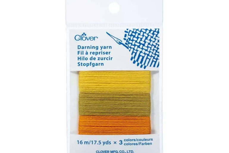 Clover Darning Yarn Reds