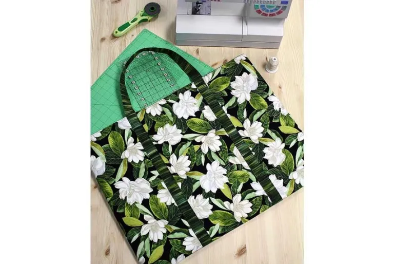 Cut Loose Press Mat Board Tote Bag Sewing Pattern CLPCFR002