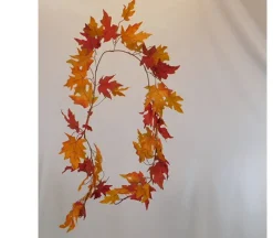 Fall Leaves Garland – 6-Foot Autumn Décor in Orange & Red