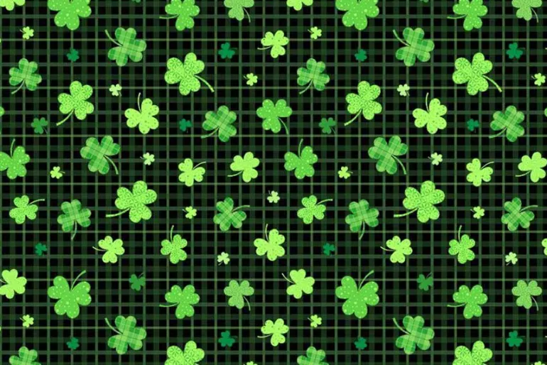 Good Luck Shamrock Plaid on Black