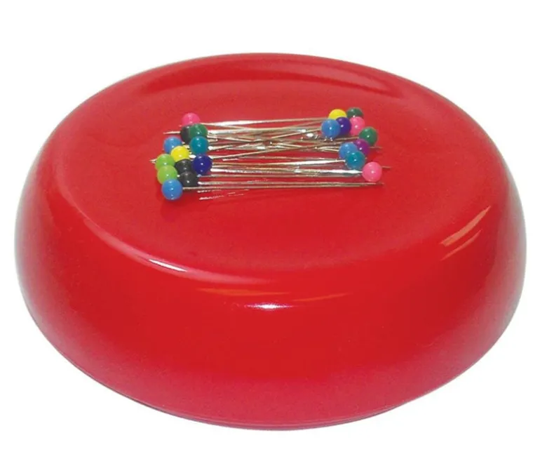 Grabbit Magnetic Pincushion in Red.