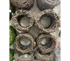 Grapevine Wreath – Brown