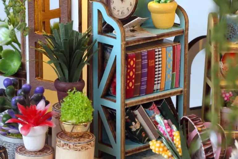 Hands Craft Greenhouse Oasis DIY Miniature House Kit