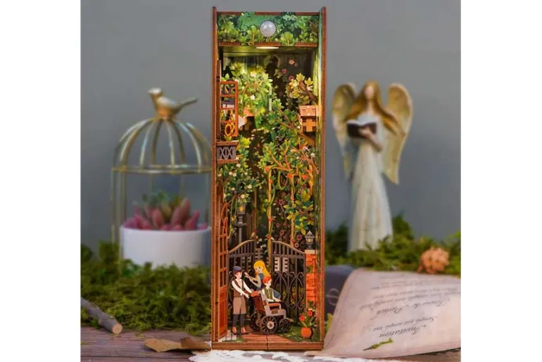 Hands Craft Secret Garden DIY Book Nook Kit