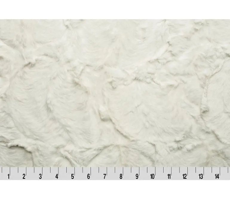 Hide Luxe Cuddle In Natural