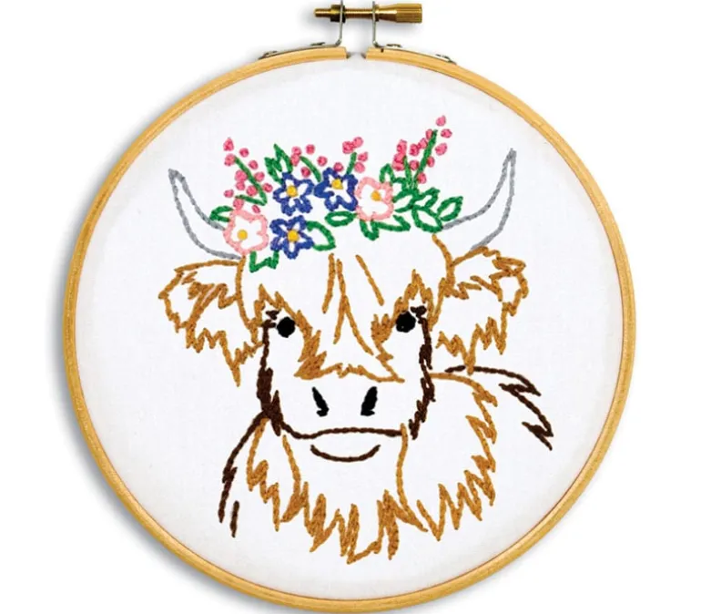 Highland Cow 6-inch Hoop Embroidery Kit 4096-973