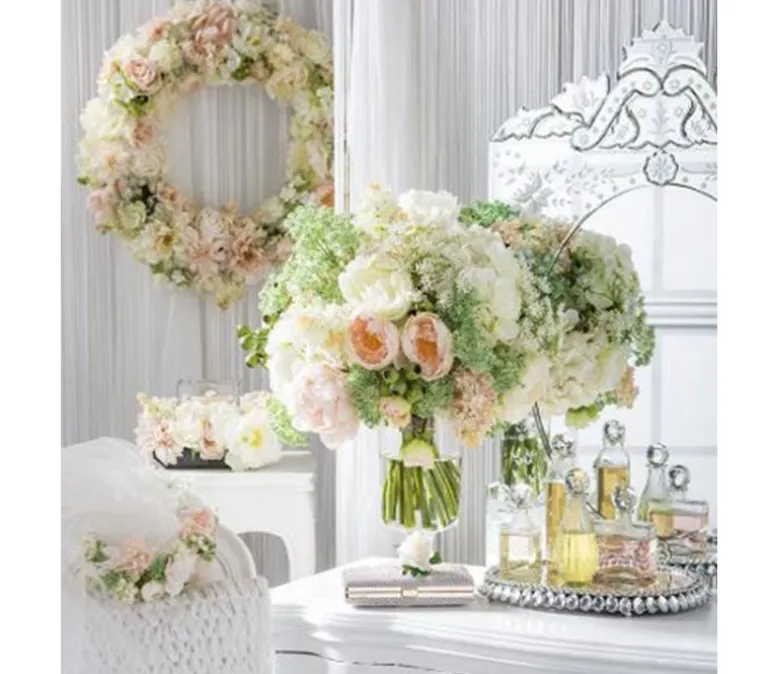 19″ Hydrangea Spray, White