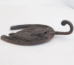 Iron Brown Rust Finish Horseshoe Horsehead Hook