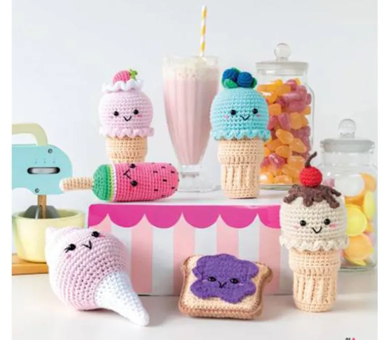 Kawaii Crochet Book