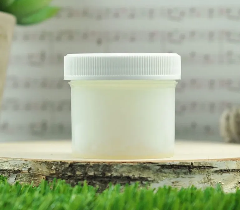 Lawn Fawn Stencil Paste – Clear