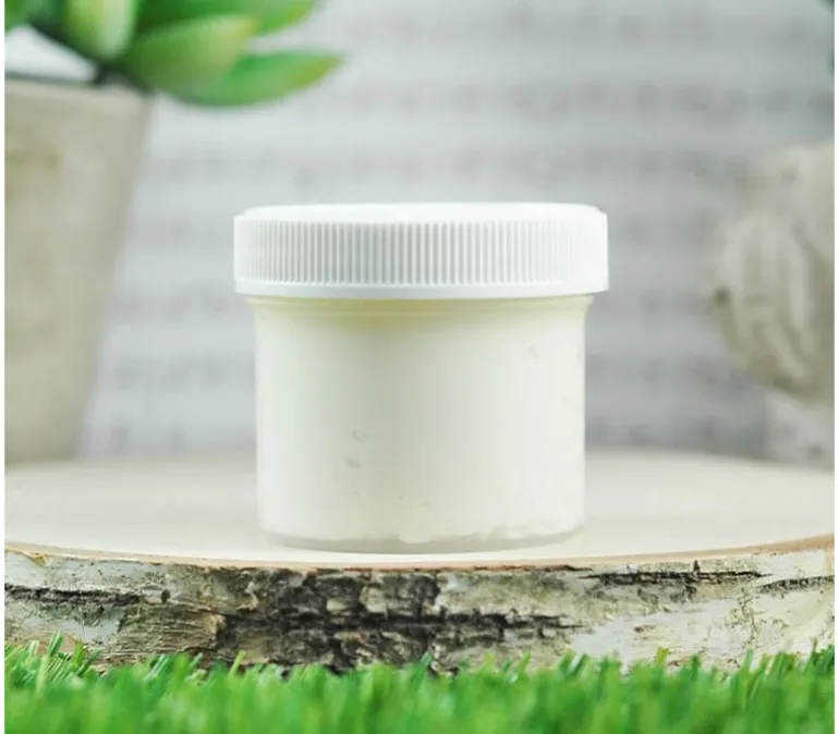 Lawn Fawn Stencil Paste – Clear