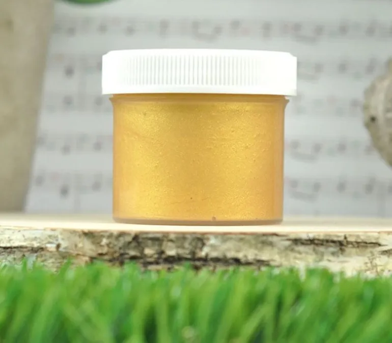 Lawn Fawn Stencil Paste – White