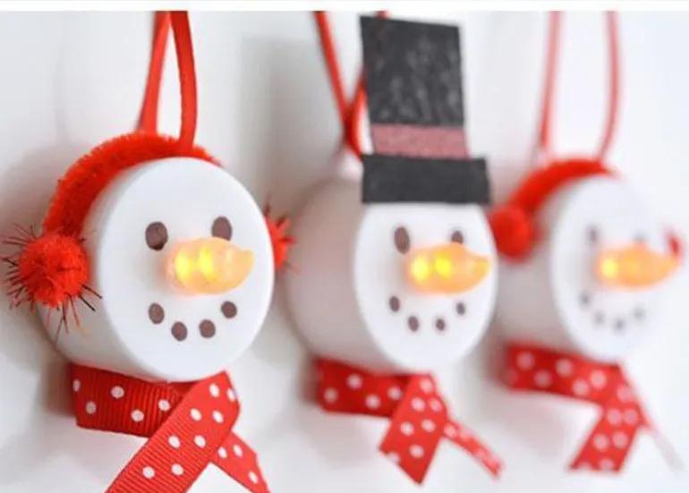LED Tea Lights – 6 Piece Battery-Operated Set