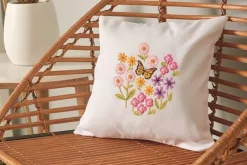 Leisure Arts Botanical Beauties Embroidery Book