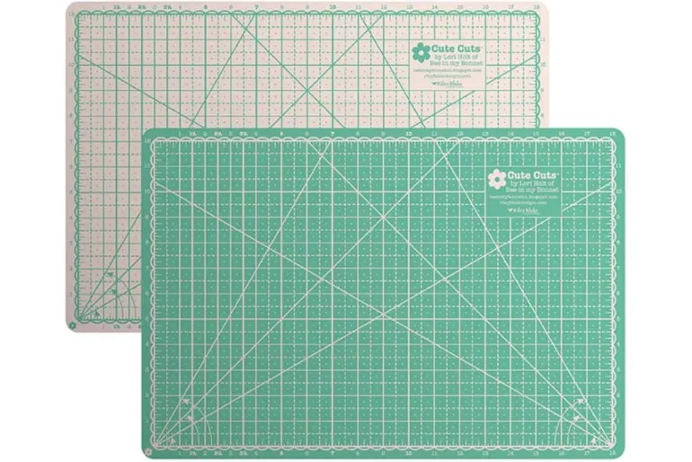 Lori Holt Cute Cuts Blue/Green 18-in x 24-in Cutting Mat