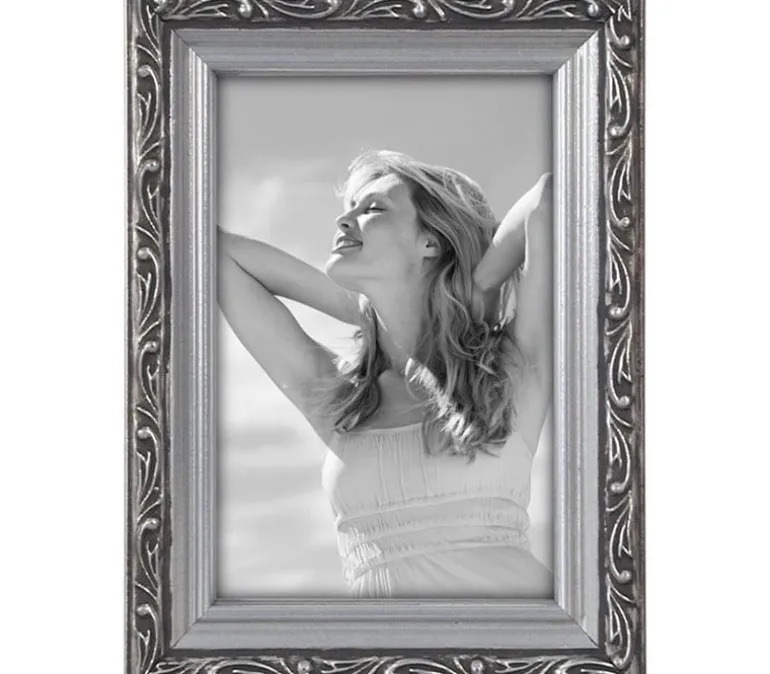 Malden International Frame – Ornate Silver (view sizes)