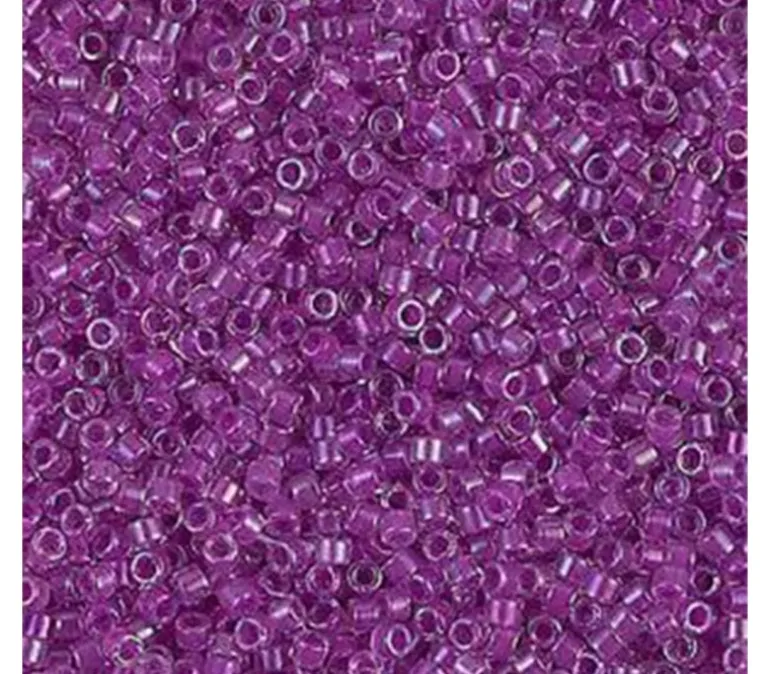 11/0 Miyuki Delica Seed Bead – Lined Lilac AB