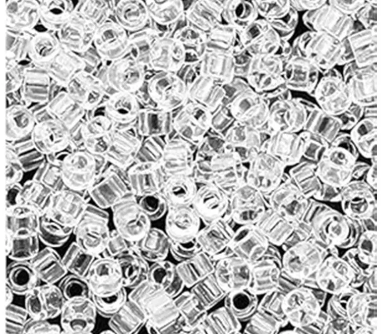 11/0 Miyuki Delica Seed Bead – Transparent Crystal