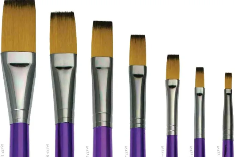 Moderna 47 Long-Handle Art Brushes – Flat Size 8