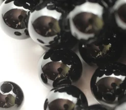 Onyx – Black – Dyed – Smooth Round With Large Hole. This Price Is For 1 Strand 12 To 14 Inches Long. 8mm. Strands Have 43 To 48 Pieces And Has 2.5 mm. Hole