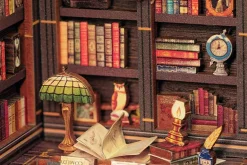 Owl Bookstore Book Nook