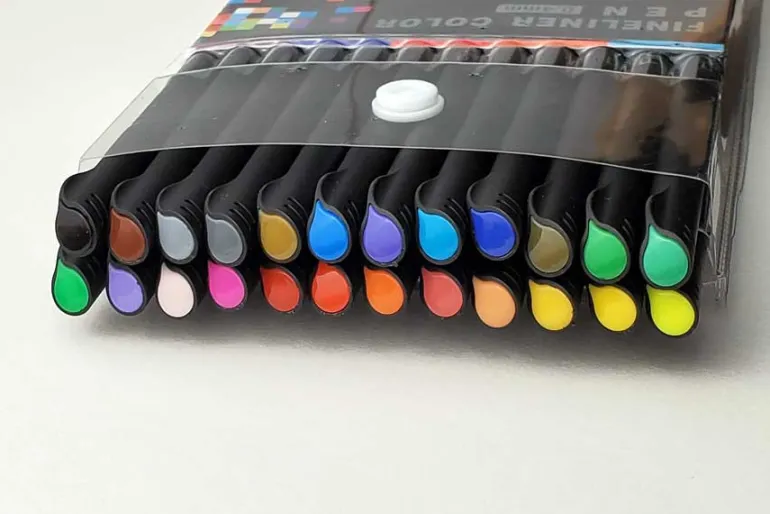 136 Pencil & Marker Storage Case – Zippered Organizer