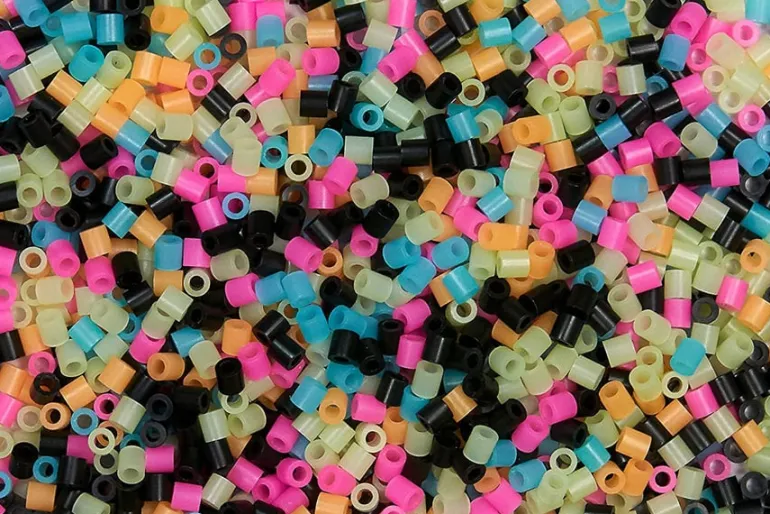 Perler Bead Bucket – 5000pc. Glow