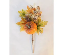 Pick – Maple leaf with Pumpinks and Berries – 16-inch