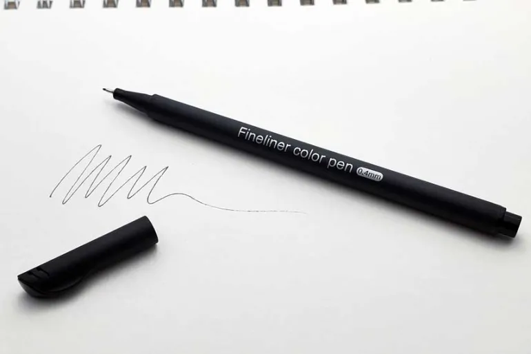 100-Piece Fineliner Color Pen Set – 0.4mm Fine Tips