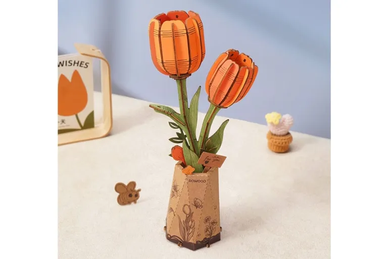 Robotime Rowood Wooden Bloom Craft – Orange Tulip