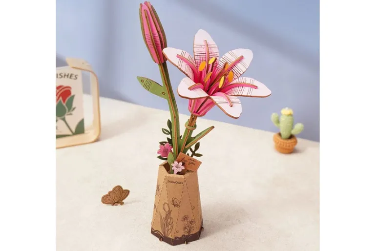 Robotime Rowood Wooden Bloom Craft – Red Camellia