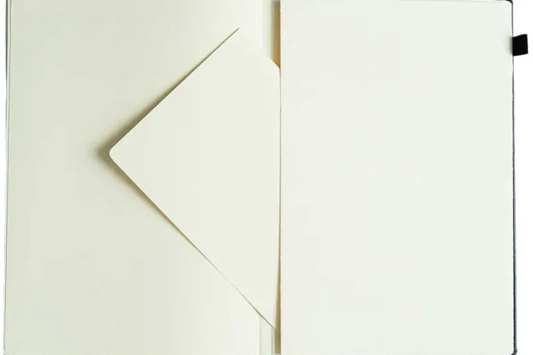 Sakura 140gsm A4 Hardcover Sketchbook – Cream Paper