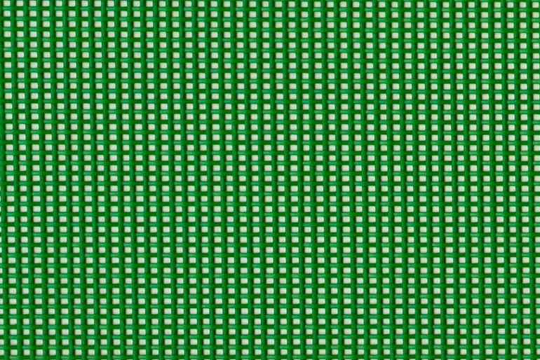 Sew Easy Kelly Green Vinyl Mesh 18-inches by 36-inches