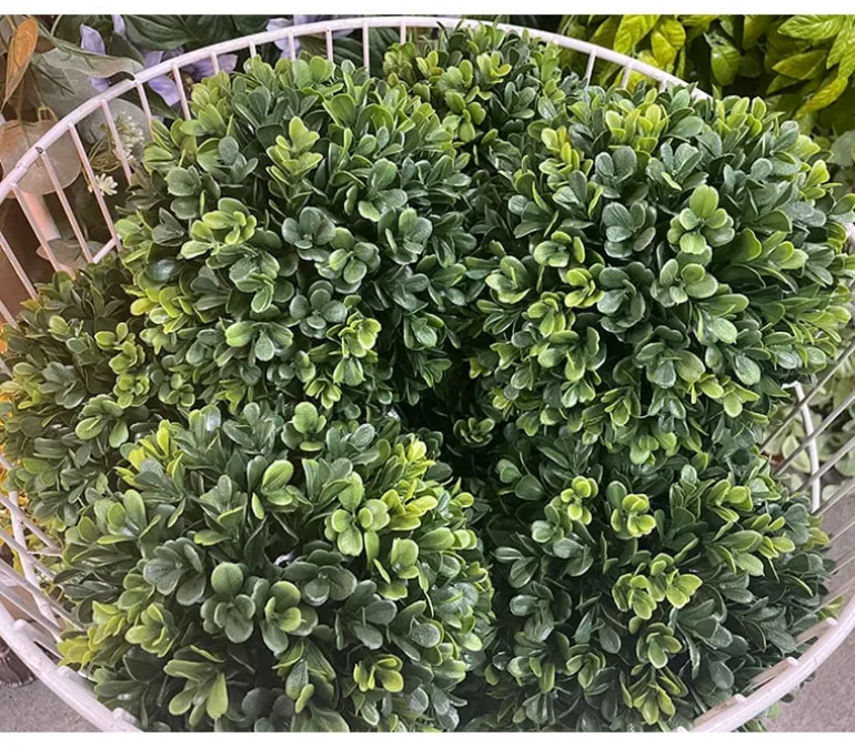 7.5″ Southern Boxwood Ball