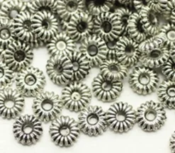 Spacer – Daisy – Antique Silver Plated