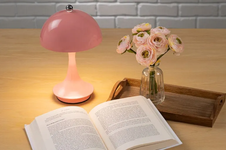 SPC Silver Dimming Touch Lamp – 15-inch