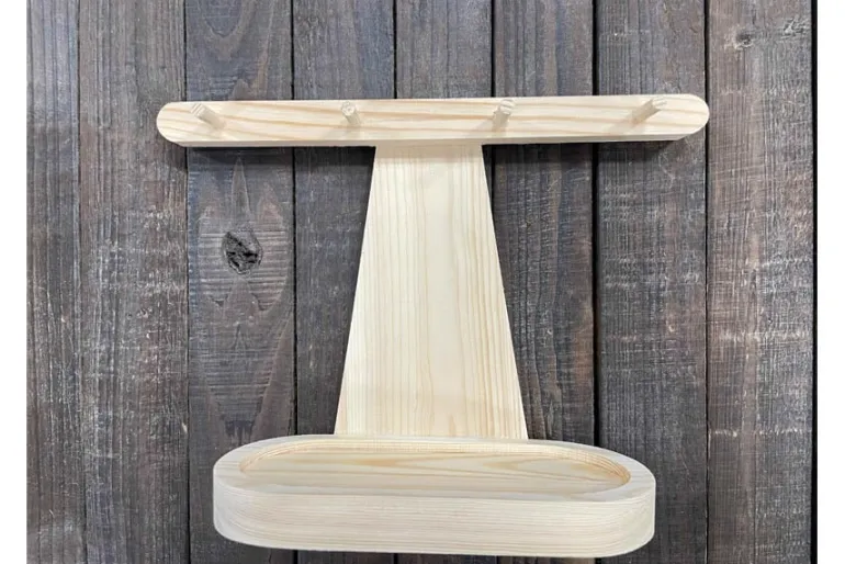 SPC Wooden Jewelry Shelf with round Bottom and 4 Pegs