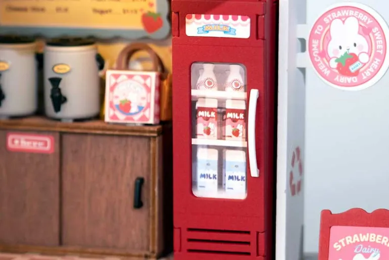 Strawberry Milk Box Mini House Kit