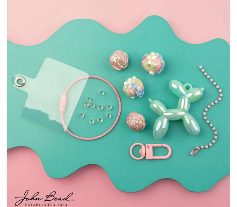 Super Cute Acrylic Animal Beads – Green and Pink