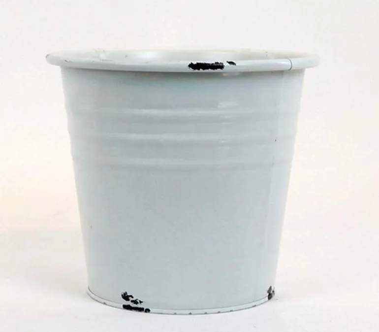 Tall Metal Bucket – Spring White