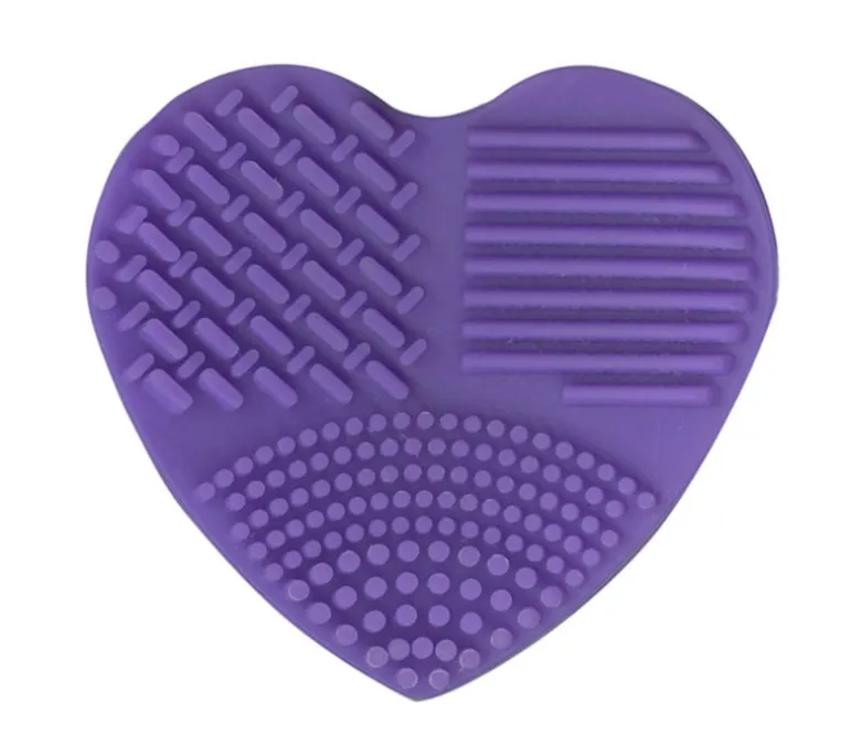 The Gypsy Quilter Mat Cleaning Pad – Heart Shaped 3.25″ – Purple – TGQ134