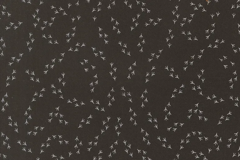 The Henhouse Chicken Feet Iron Cloud on Iron Black