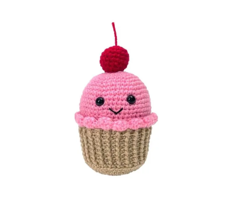 Tommy the Fox Amigurumi Kit