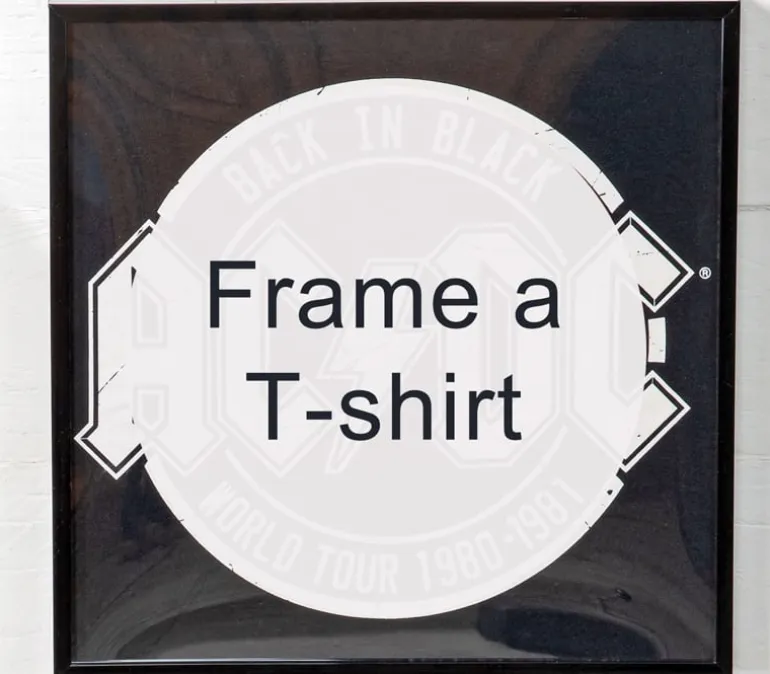T-Shirt Frame Black 12.5 x 12.5