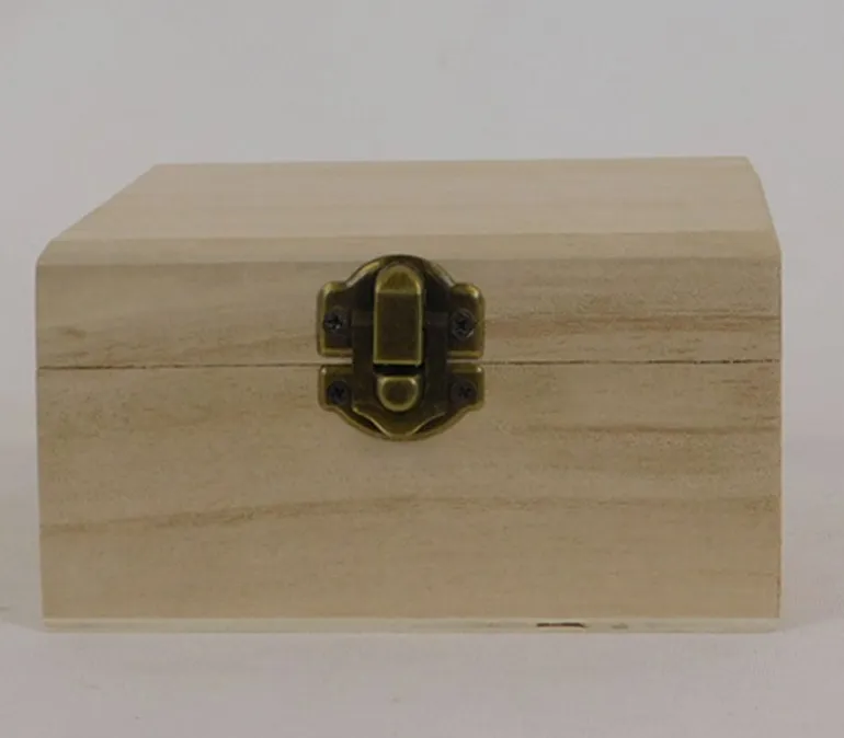 Wooden Box with 4 Coasters